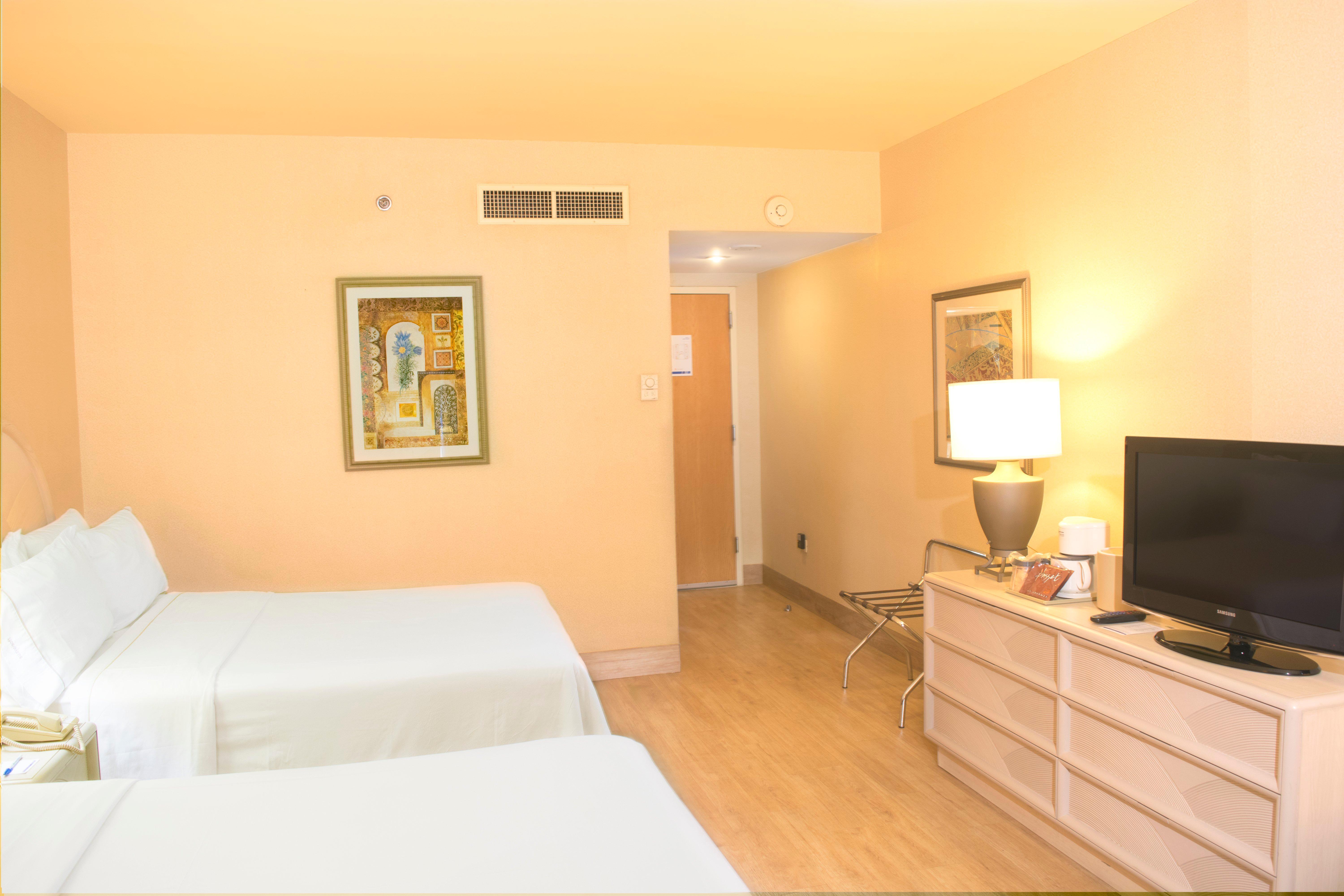 Holiday Inn Express Monterrey Galerias-San Jeronimo By Ihg Екстер'єр фото