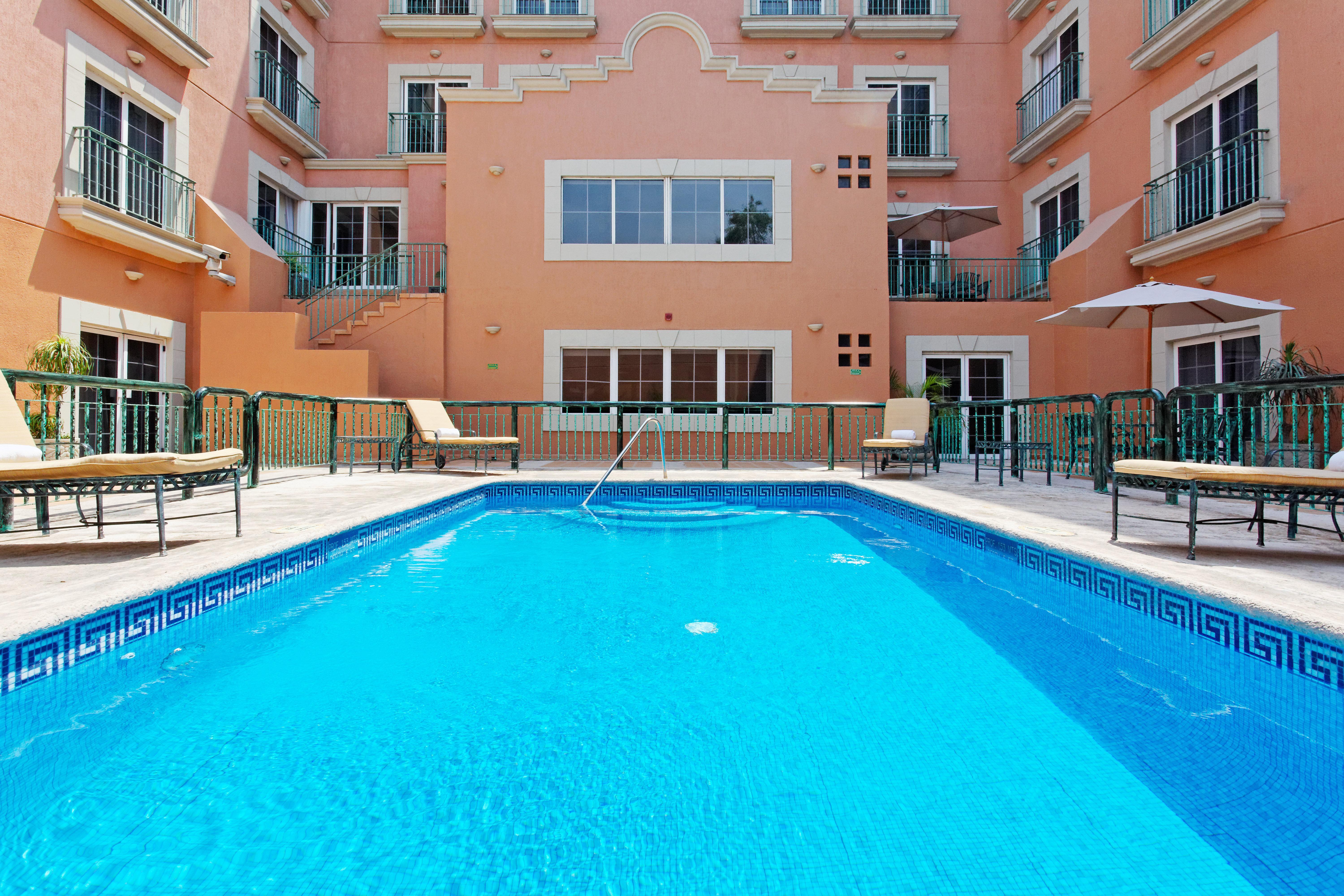 Holiday Inn Express Monterrey Galerias-San Jeronimo By Ihg Екстер'єр фото