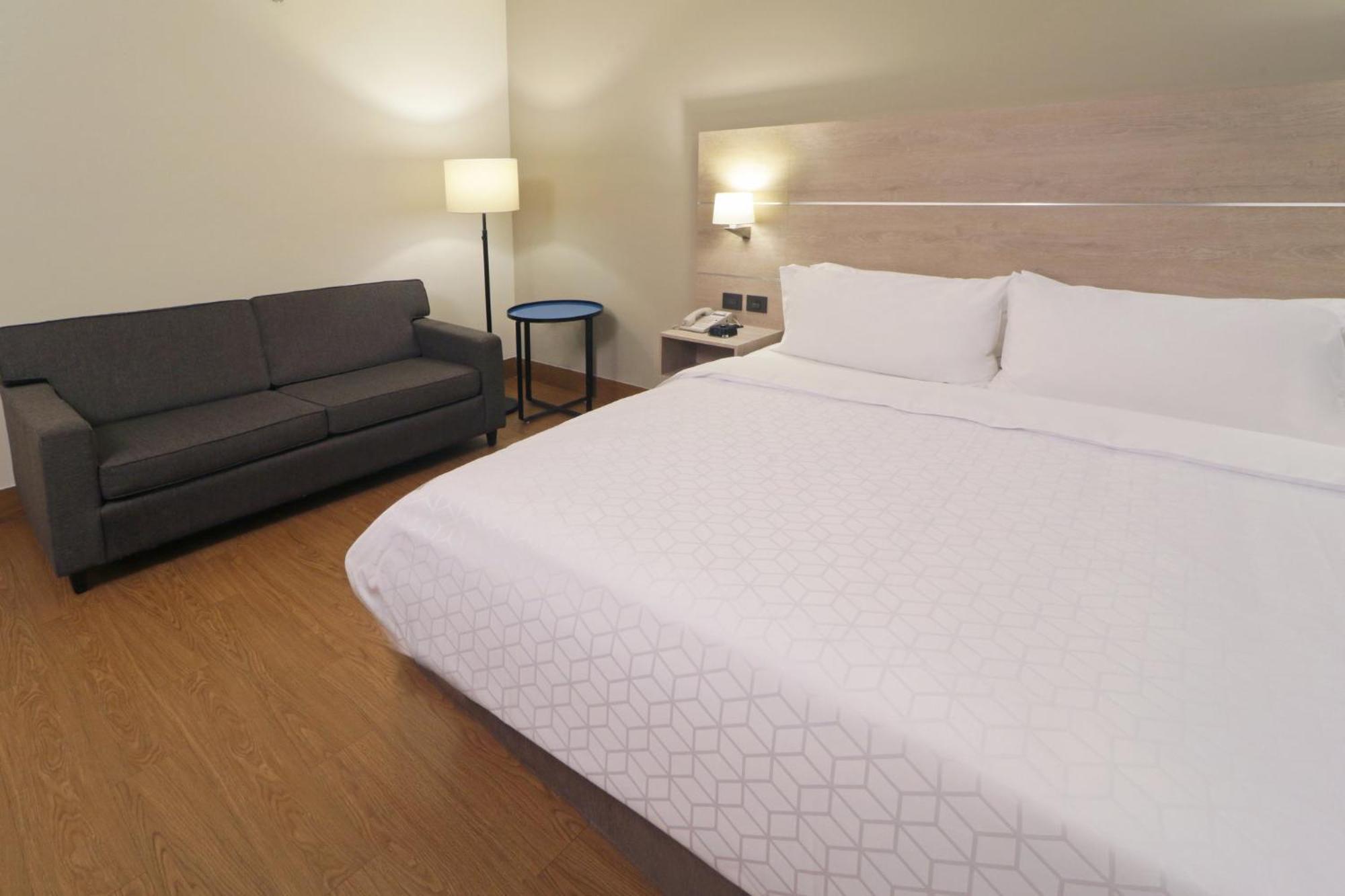 Holiday Inn Express Monterrey Galerias-San Jeronimo By Ihg Екстер'єр фото