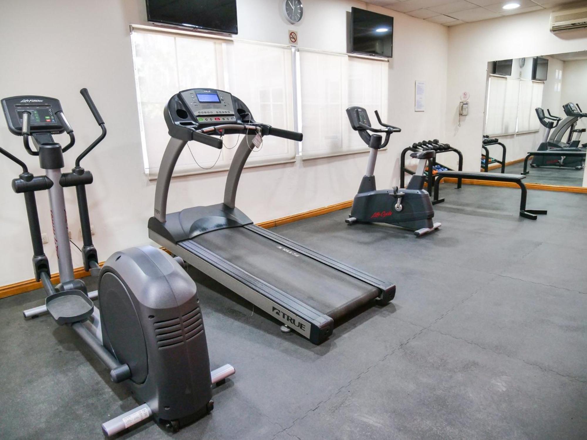 Holiday Inn Express Monterrey Galerias-San Jeronimo By Ihg Екстер'єр фото